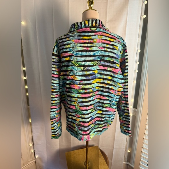 Colorful Striped Women's Lightweight Shirt Jacket 2X - Picture 2 of 6